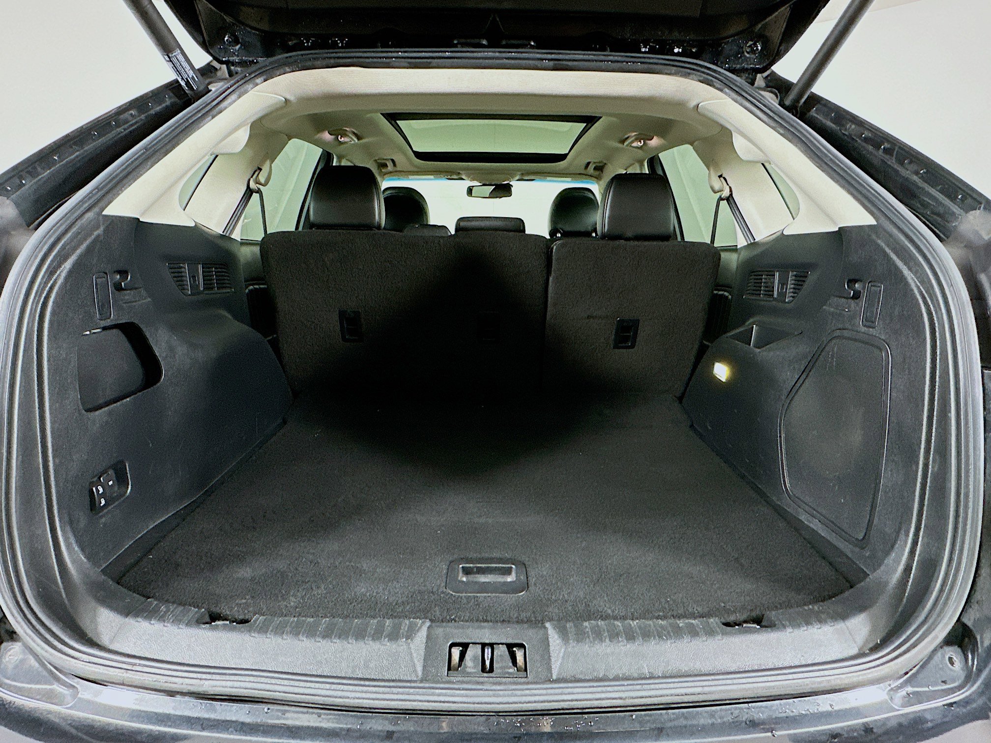 Used 2015 Ford Edge Sport w/ Equipment Group 401A image 29