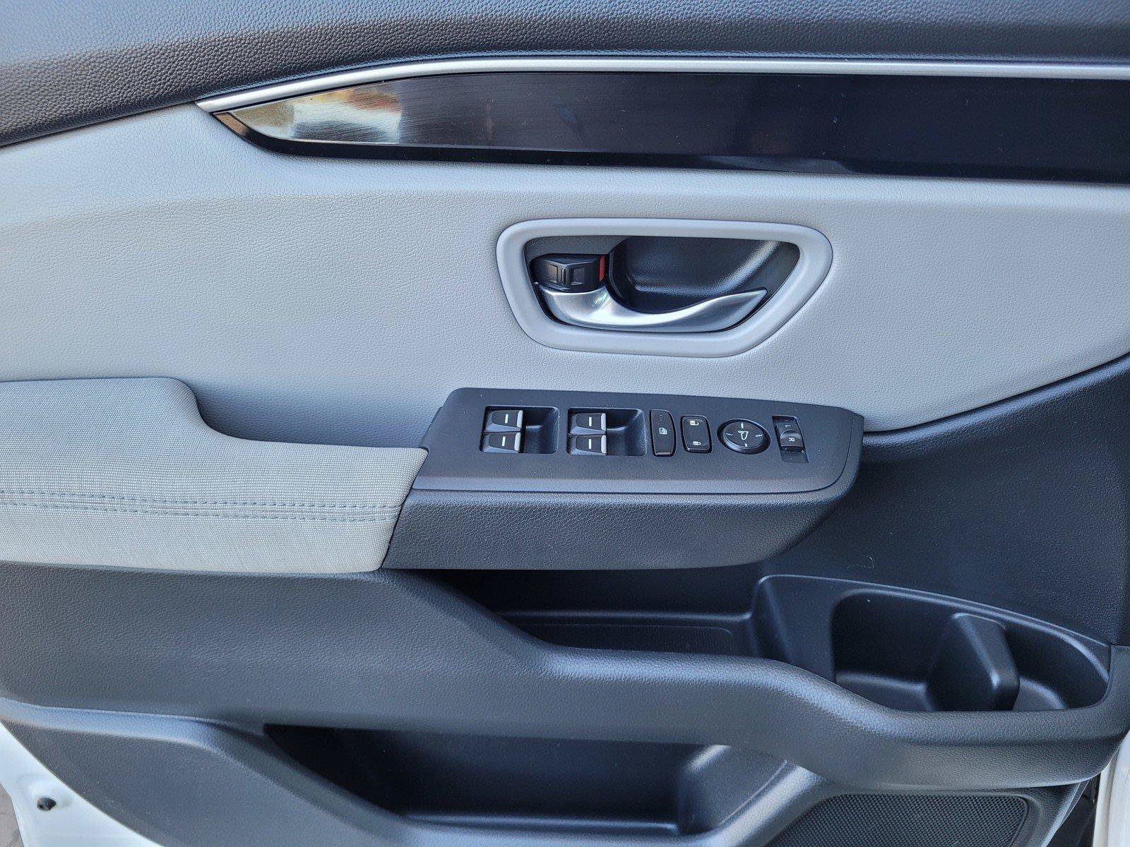 Used 2023 Honda Pilot LX image 23