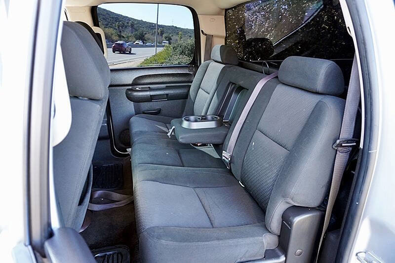 Used 2010 GMC Sierra 1500 SLE w/ Regional Value Package image 20