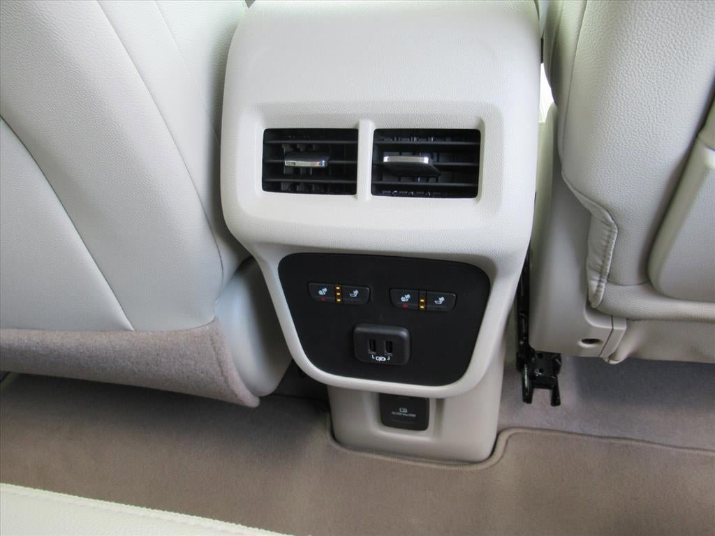Used 2019 GMC Terrain Denali w/ Advanced Safety Package FWD image 31