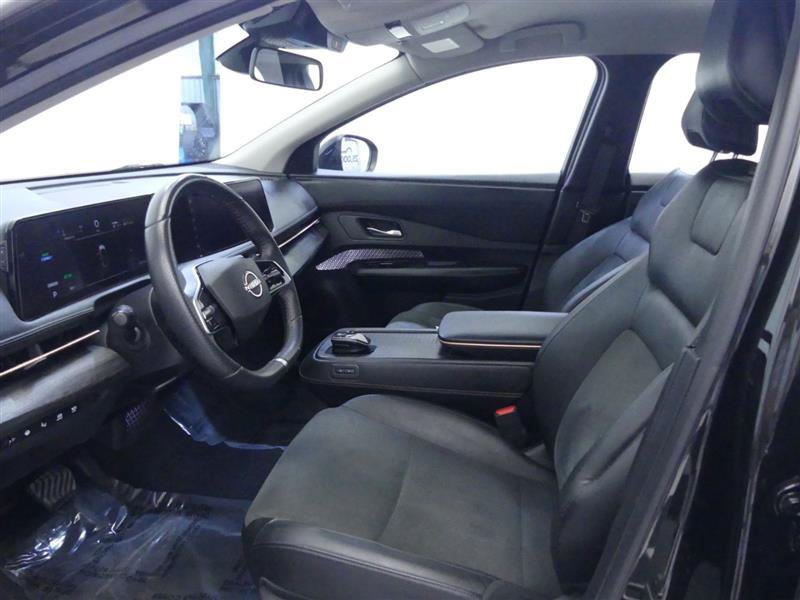 Used 2023 Nissan Ariya AWD image 19