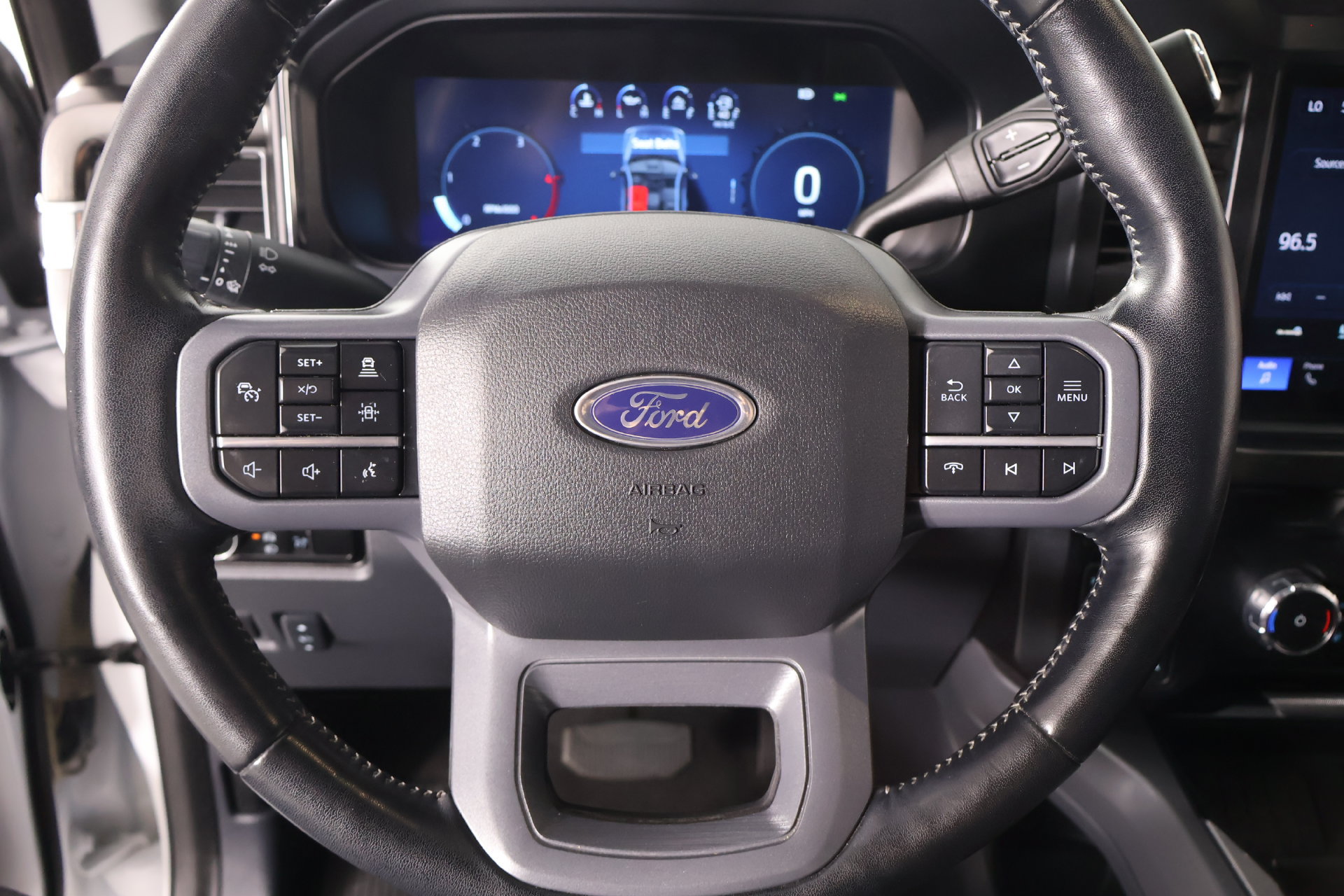Used 2024 Ford F250 Lariat w/ Lariat Ultimate Package AWD/4WD image 3