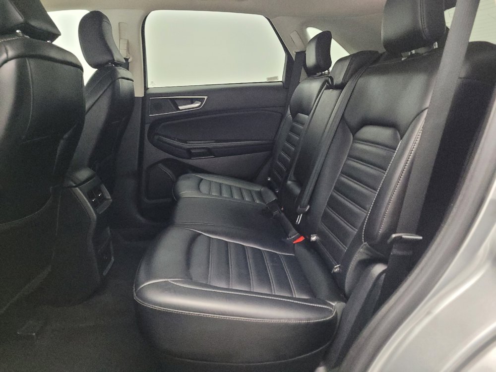 Used 2024 Ford Edge SEL image 18