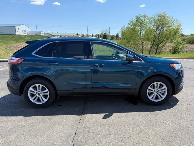 Used 2020 Ford Edge SEL w/ Convenience Package AWD/4WD image 4