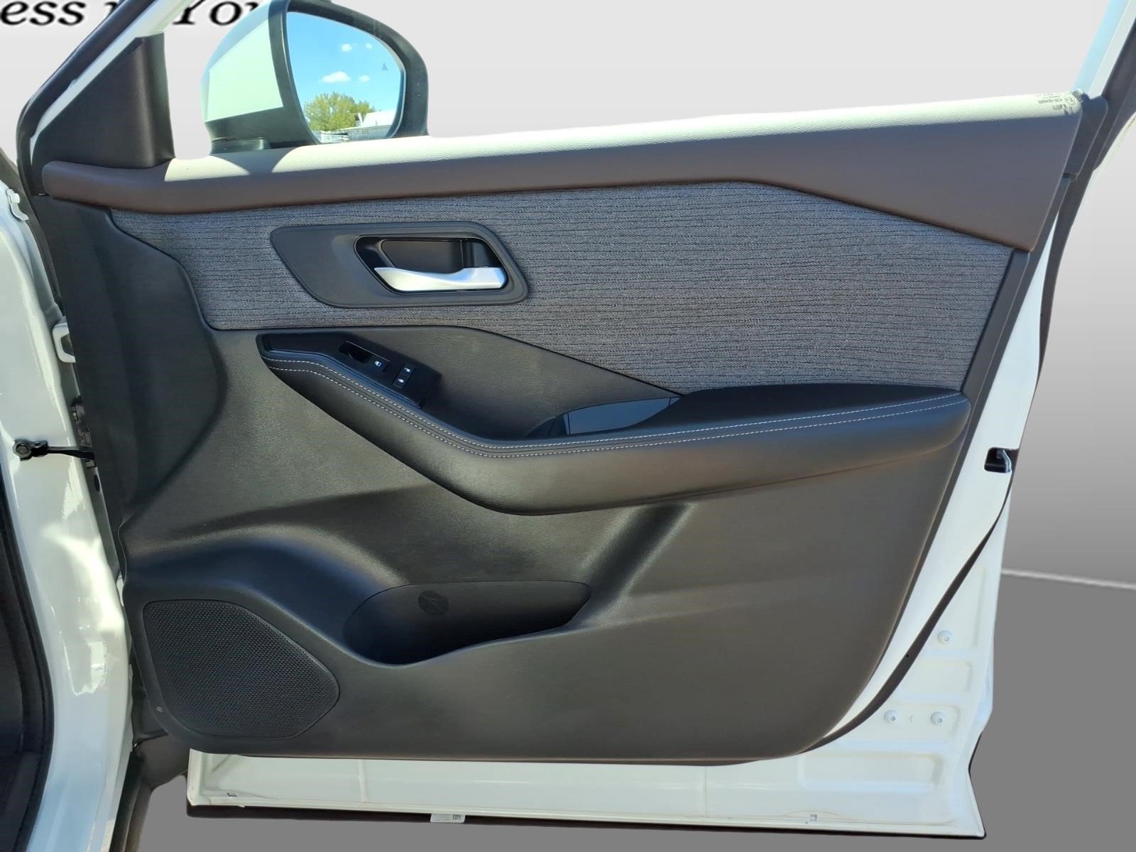 Certified 2023 Nissan Rogue SV AWD/4WD image 28