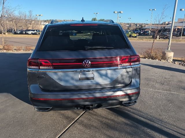 Used 2025 Volkswagen Atlas SE image 7
