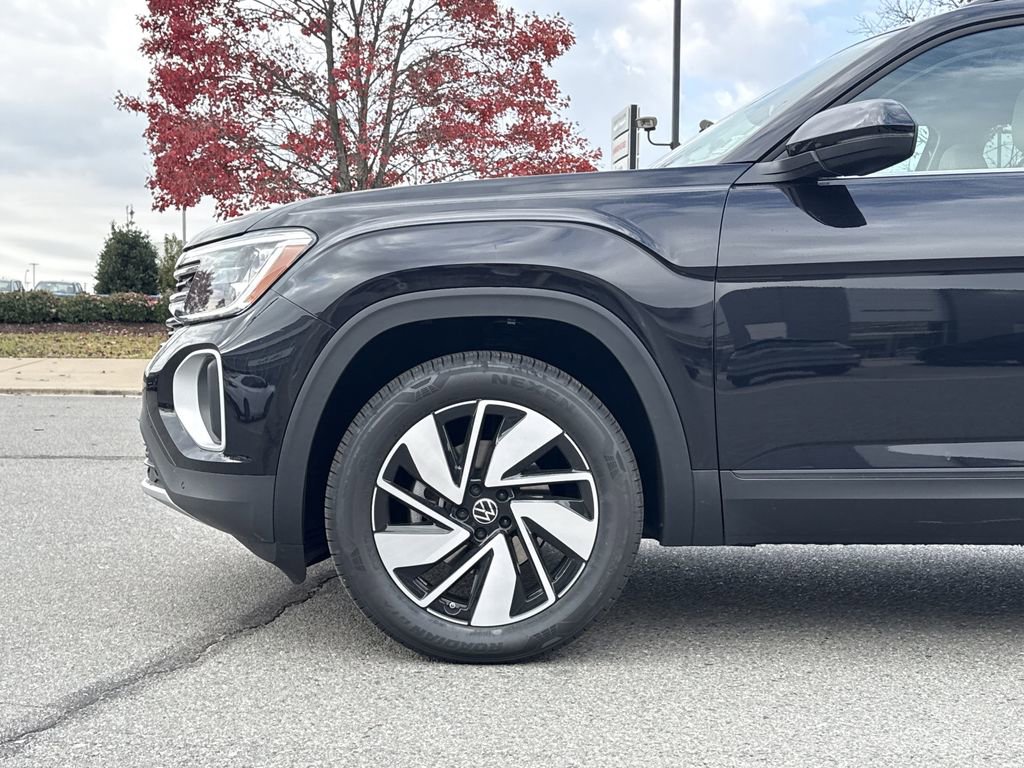 New 2026 Volkswagen Atlas SE image 9