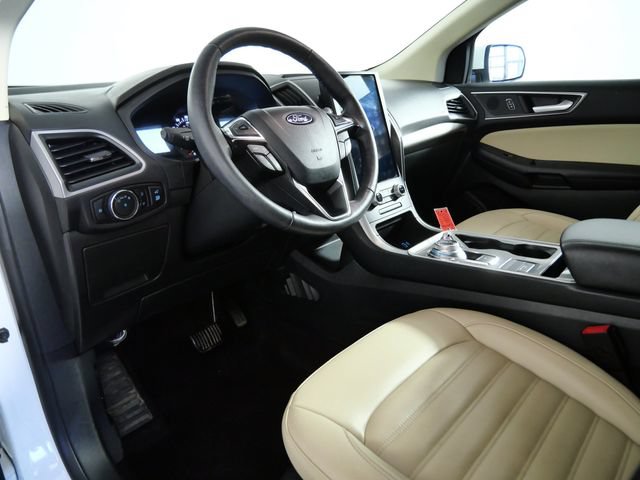 Certified 2024 Ford Edge SEL w/ Convenience Package AWD/4WD image 15