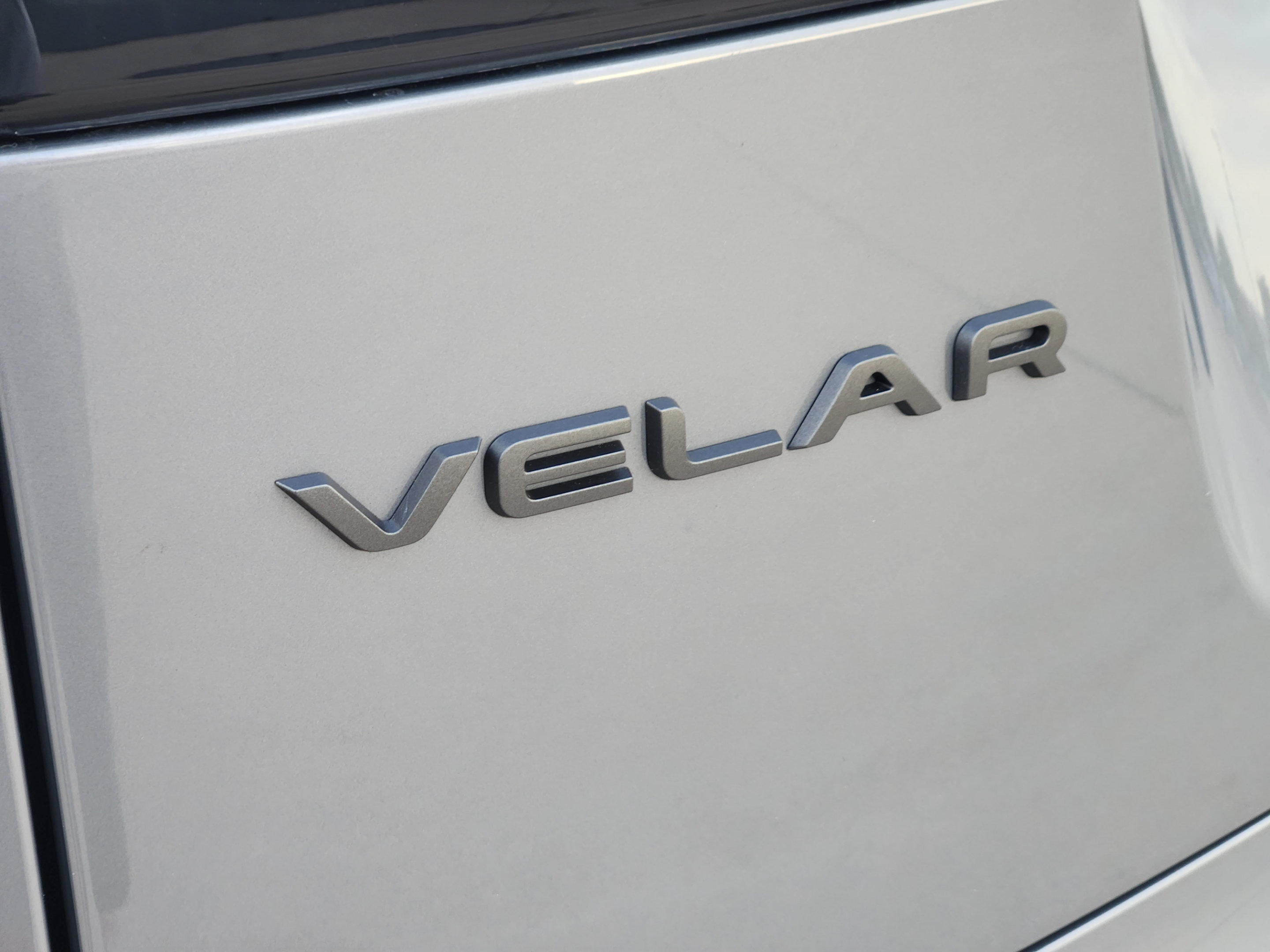 New 2026 Land Rover Range Rover Velar Belgravia AWD/4WD image 34