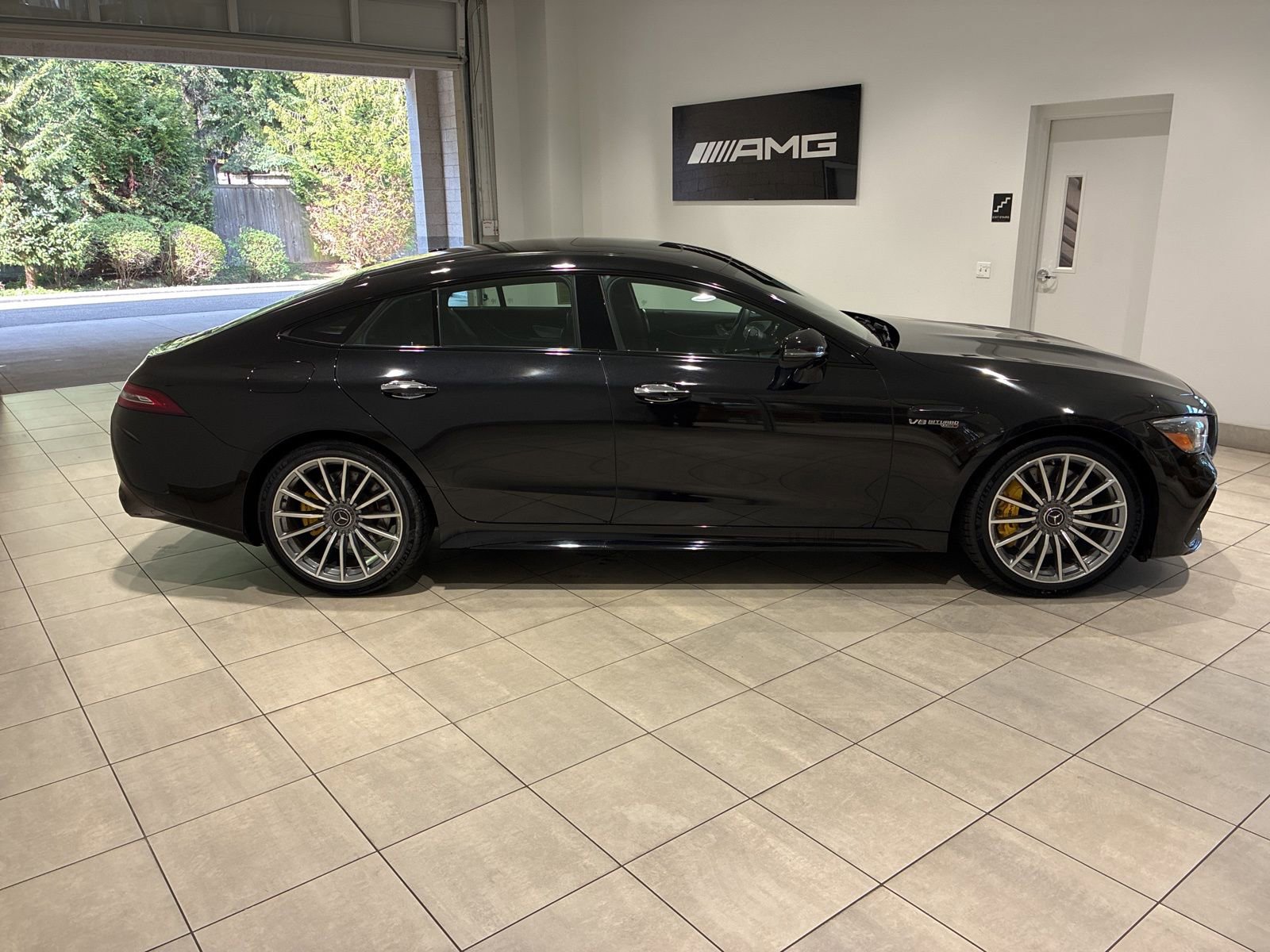 Used 2020 Mercedes-Benz AMG GT 63 S image 3