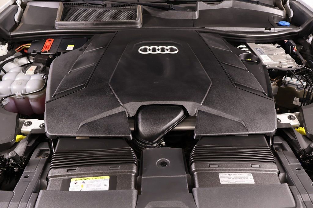 Used 2021 Audi Q8 Prestige w/ Prestige Package image 20