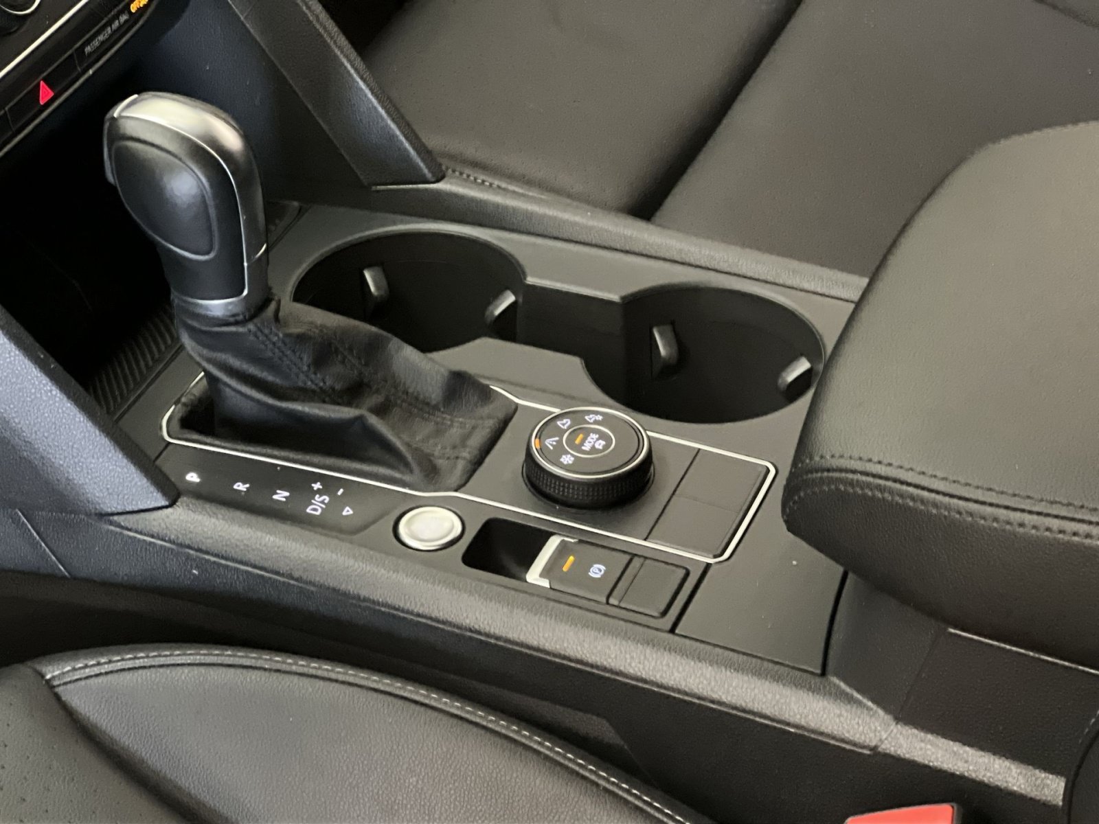 Used 2019 Volkswagen Atlas SE AWD/4WD image 39