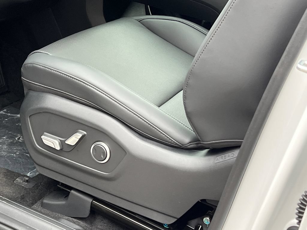 New 2026 Hyundai Santa Fe SEL AWD/4WD image 7