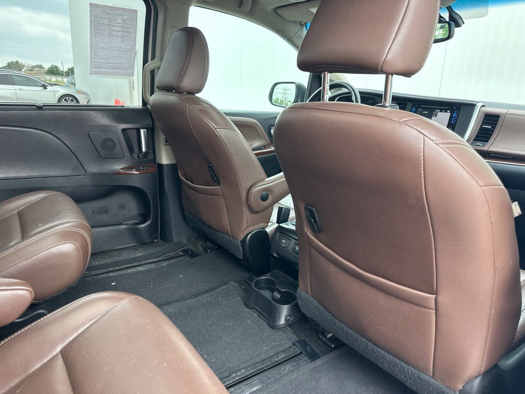 Used 2015 Toyota Sienna Limited Premium AWD/4WD image 25