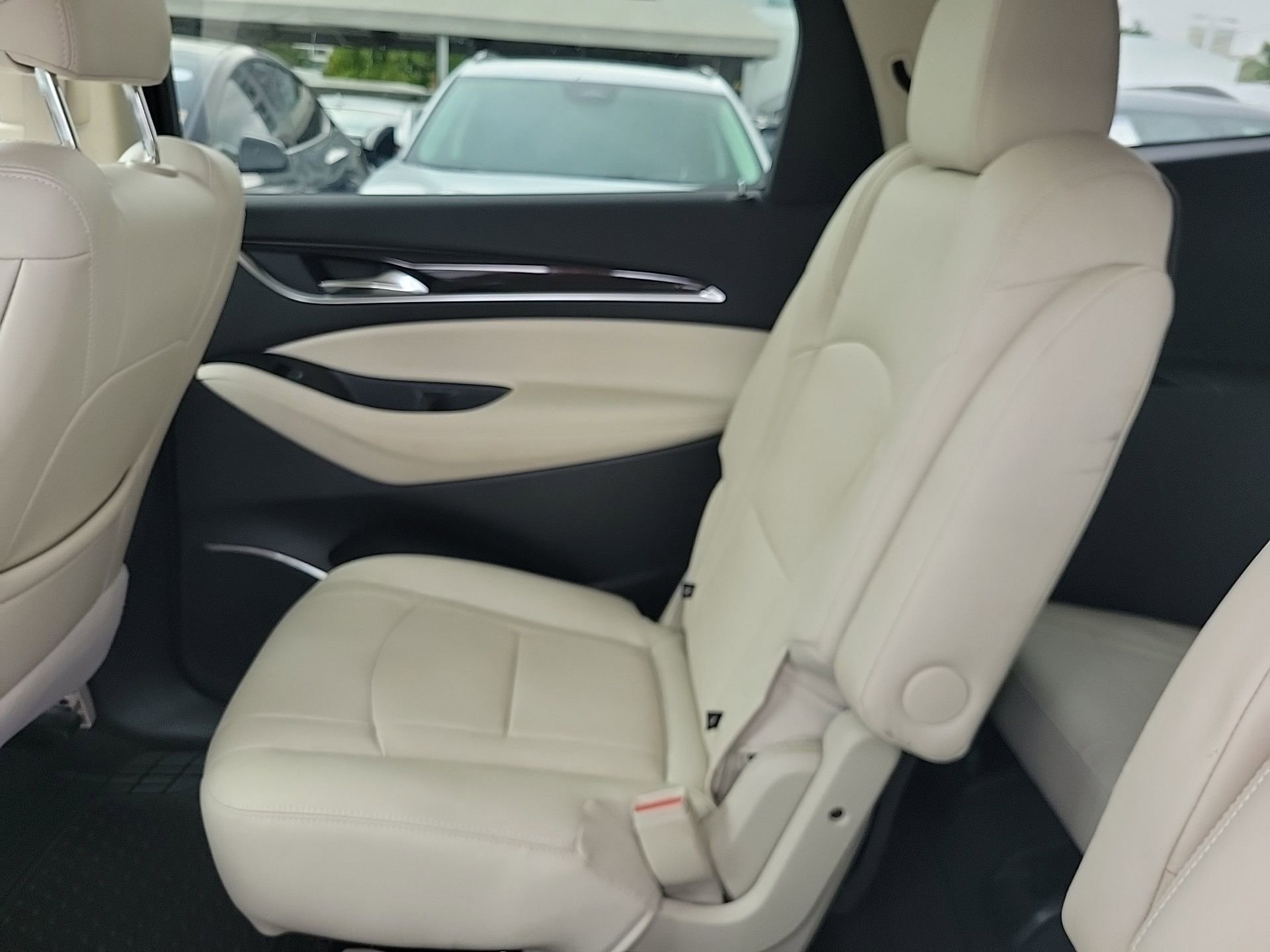 Used 2023 Buick Enclave Essence w/ Sport Touring Edition image 20