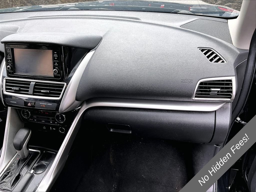 Used 2020 Mitsubishi Eclipse Cross ES FWD image 10