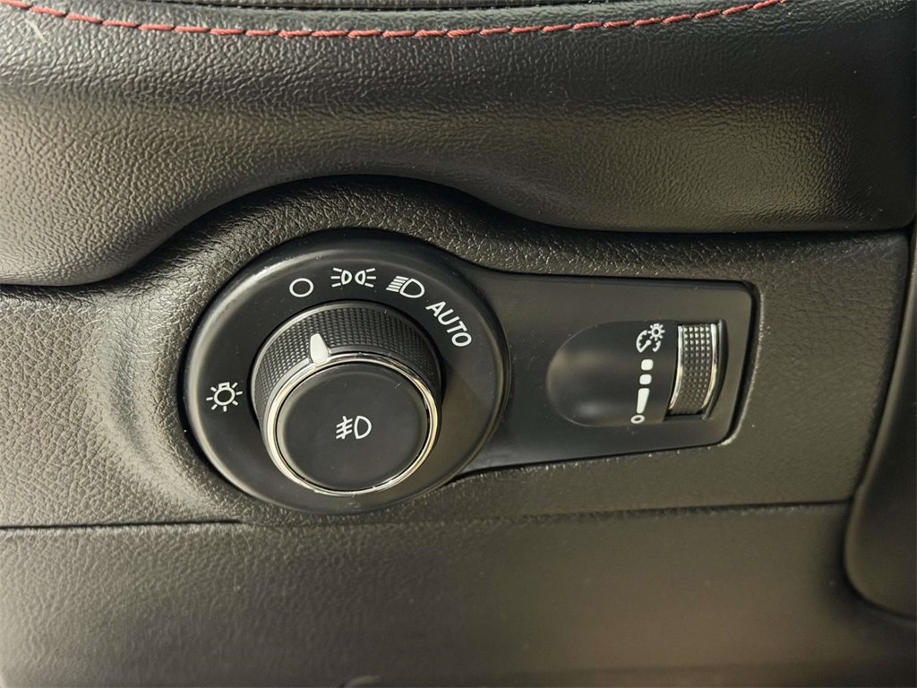 Certified 2021 Dodge Durango R/T w/ Blacktop Package image 23