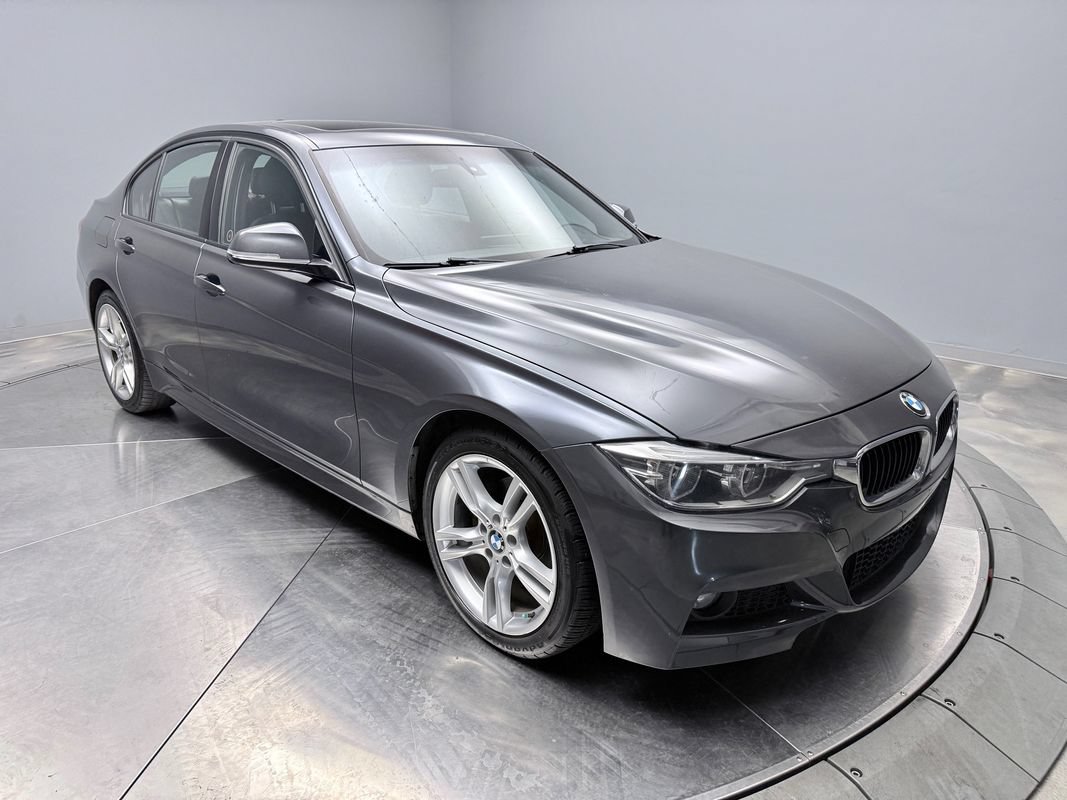 Used 2018 BMW 328d xDrive Sedan AWD/4WD image 3
