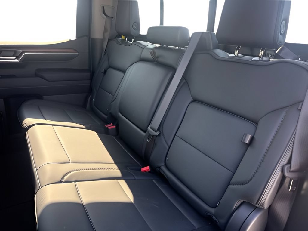 Used 2024 GMC Sierra 1500 Denali w/ Technology Package AWD/4WD image 17