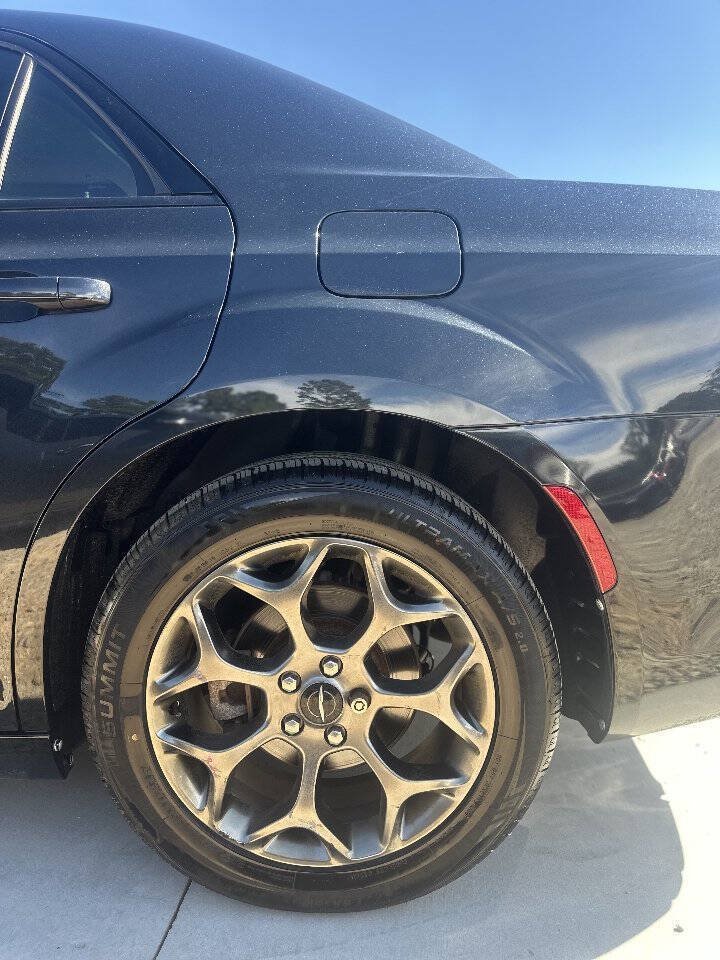 Used 2015 Chrysler 300 S w/ 300S Premium Group AWD/4WD image 14