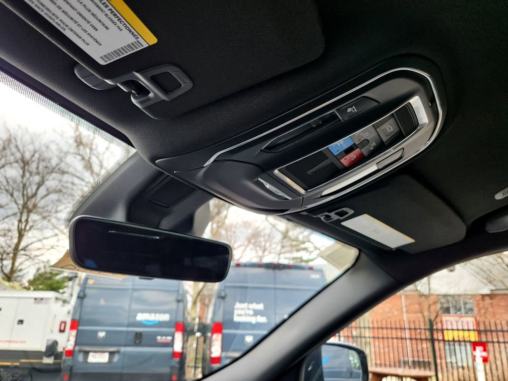 New 2025 Jeep Grand Cherokee L Laredo image 27