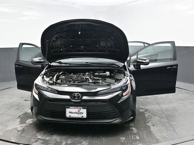 Used 2025 Toyota Corolla LE FWD image 26