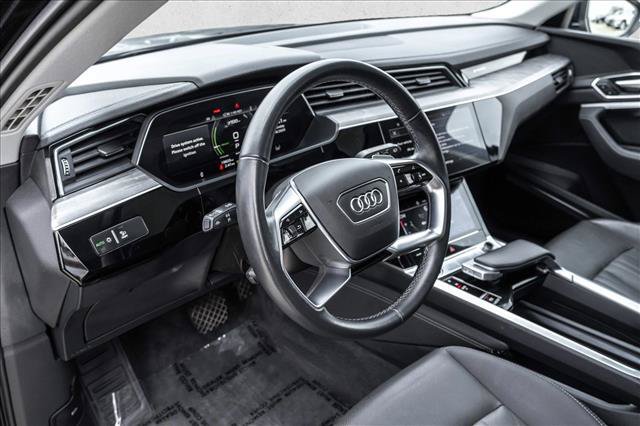 Certified 2024 Audi Q8 e-tron Premium Plus AWD/4WD image 10
