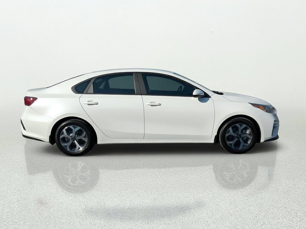 Used 2021 Kia Forte LXS FWD image 8