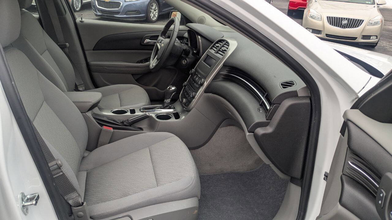 Used 2015 Chevrolet Malibu LS image 25