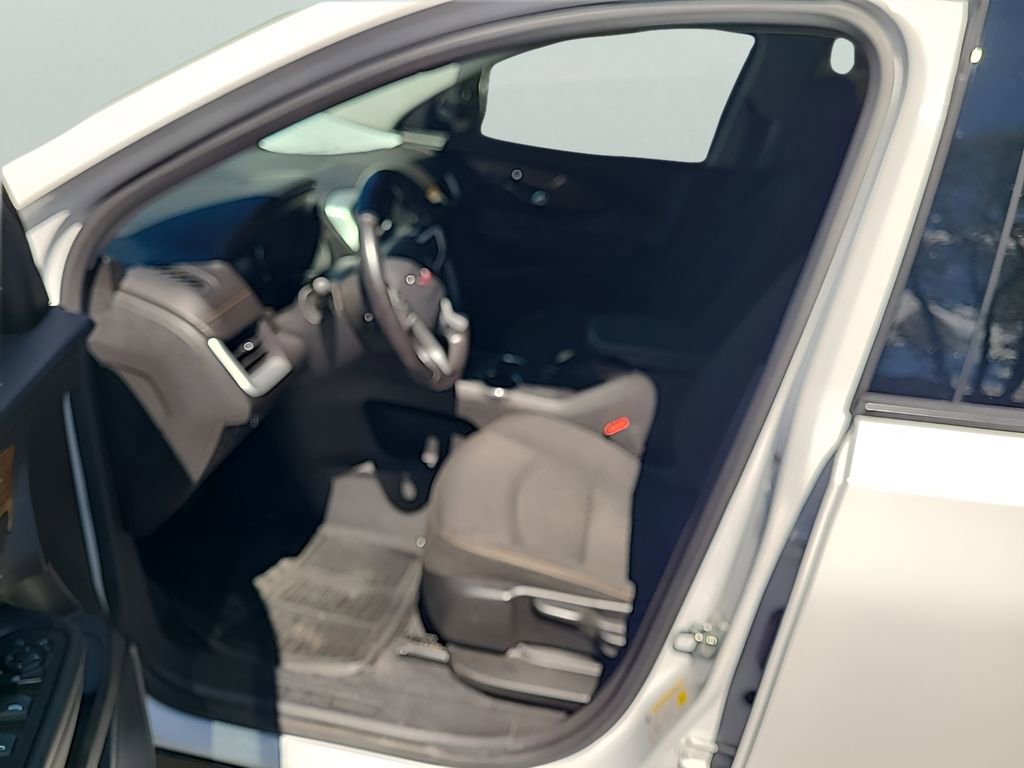 Used 2020 GMC Terrain SLE image 14