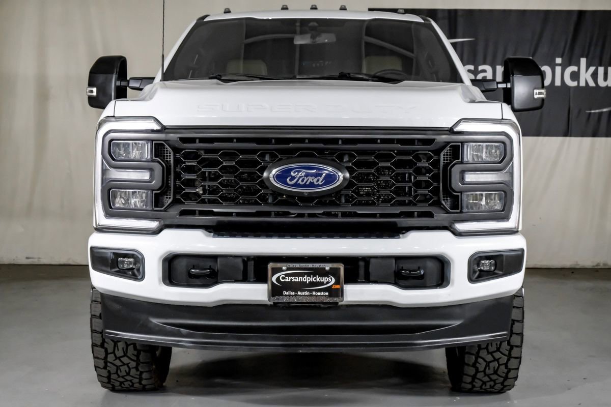 Used 2024 Ford F250 Lariat w/ Sport Appearance Package AWD/4WD image 3