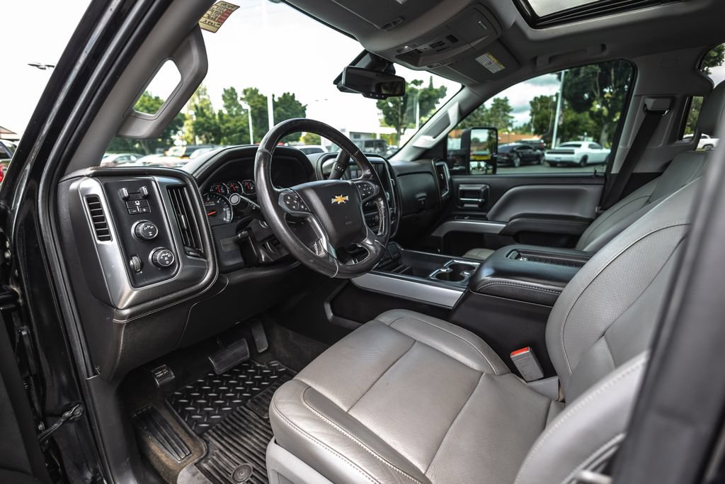 Used 2017 Chevrolet Silverado 3500 LTZ w/ Midnight Edition AWD/4WD image 18