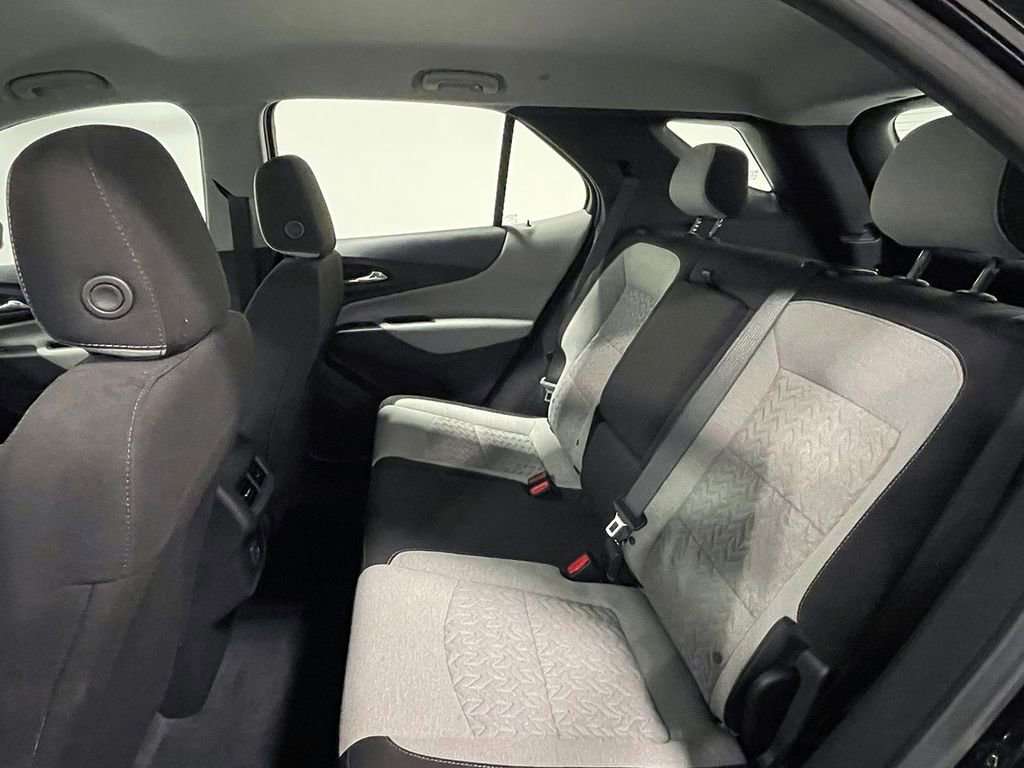 Used 2023 Chevrolet Equinox LS image 17
