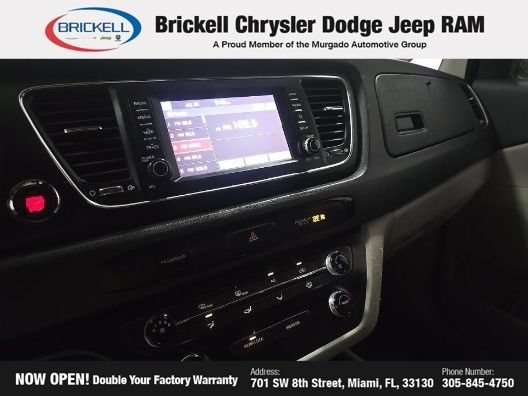 Used 2021 Kia Sedona EX FWD image 23