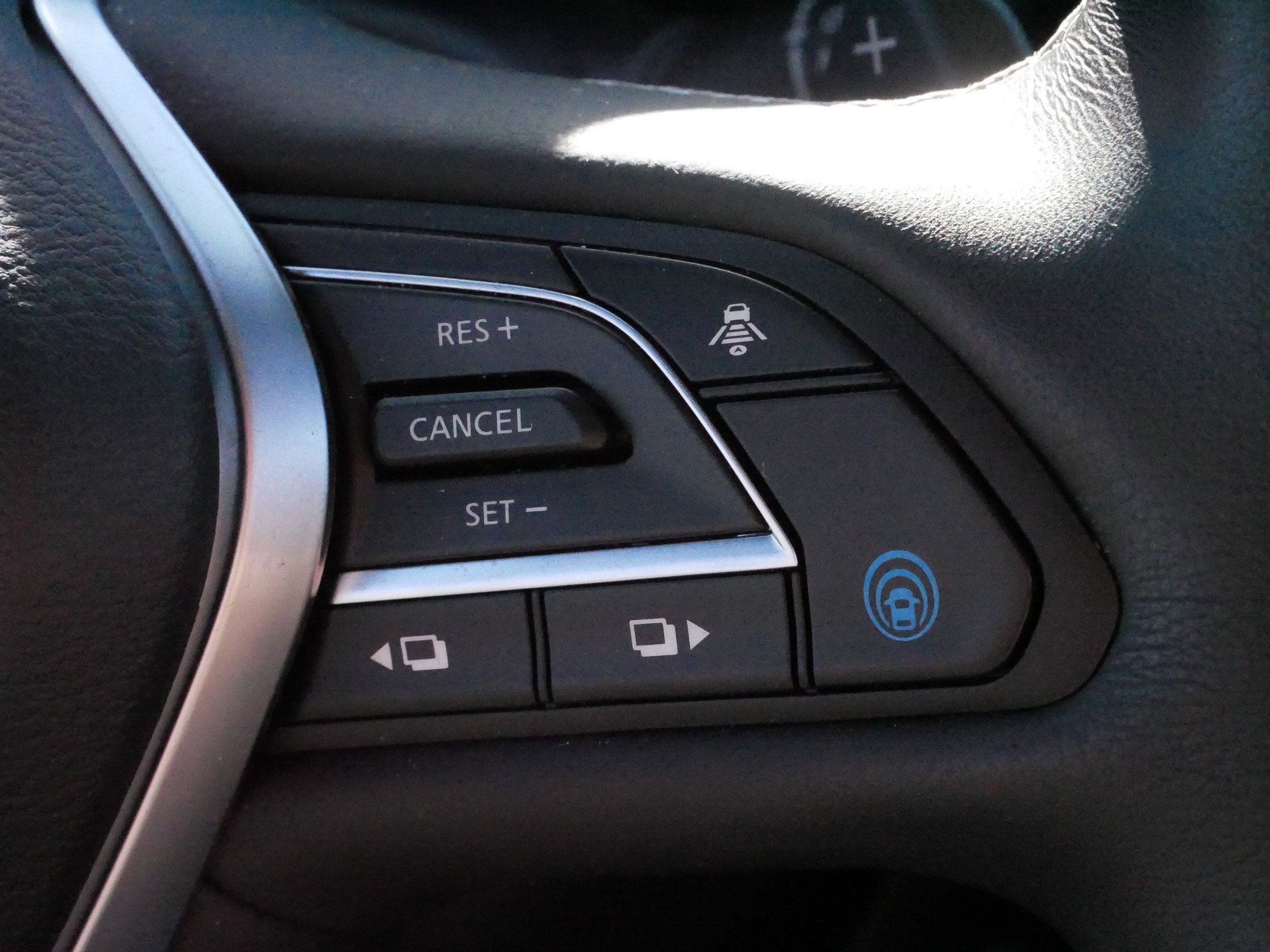 Used 2024 INFINITI QX55 Essential image 25