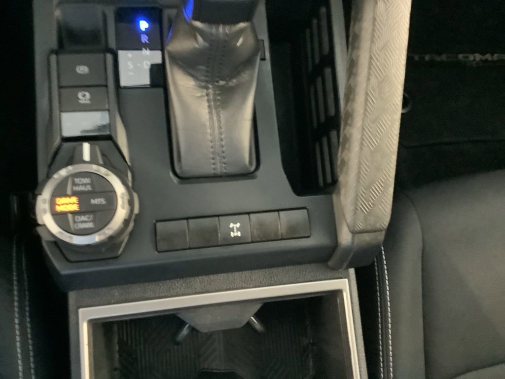 Used 2024 Toyota Tacoma TRD Off-Road image 23