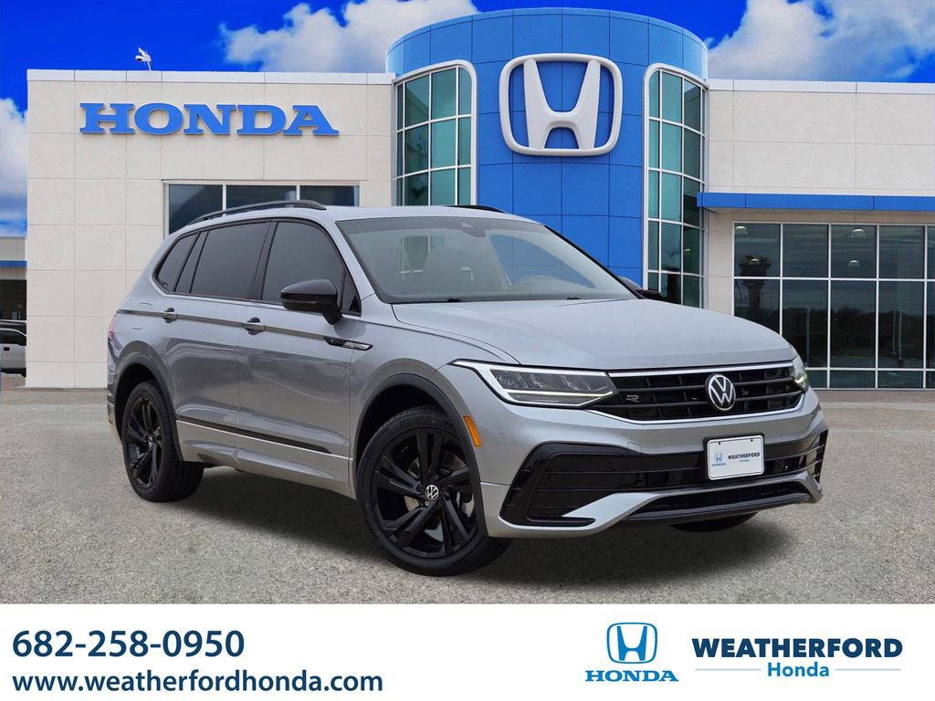Used 2023 Volkswagen Tiguan SE R-Line FWD image 1