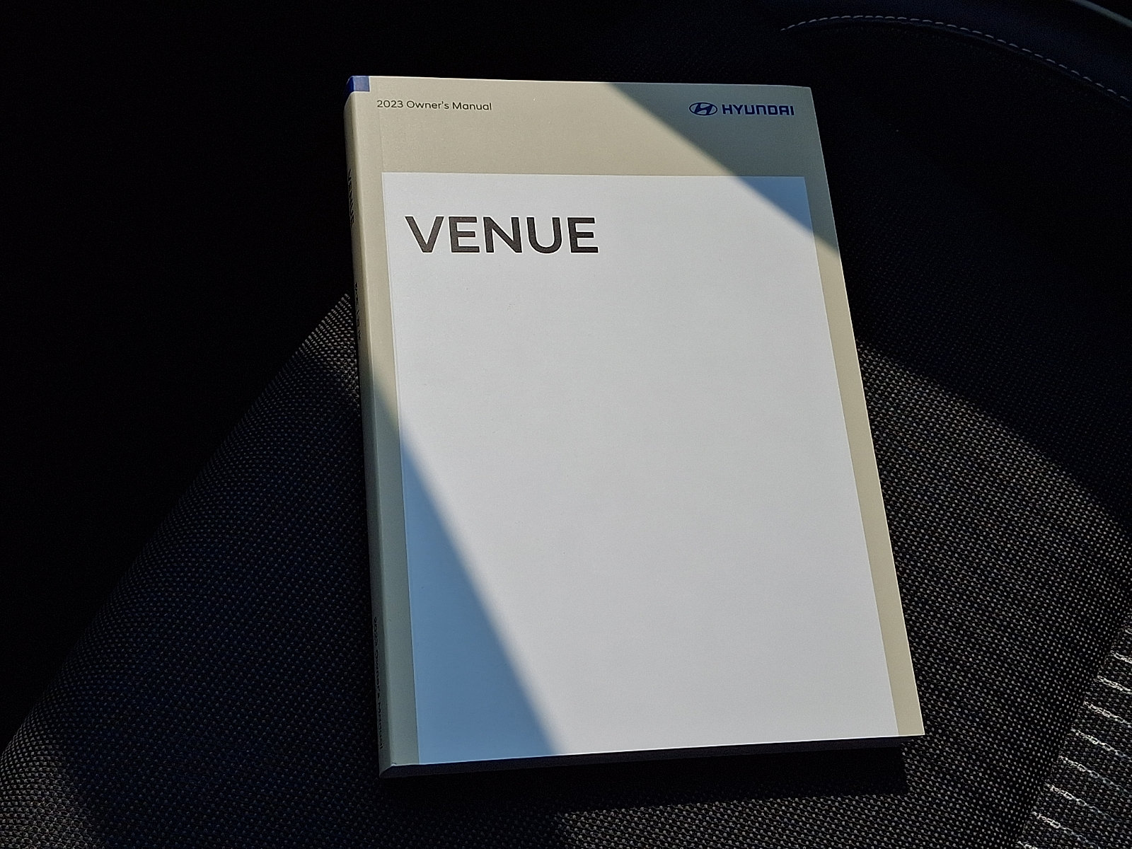 Certified 2023 Hyundai Venue Limited FWD image 26