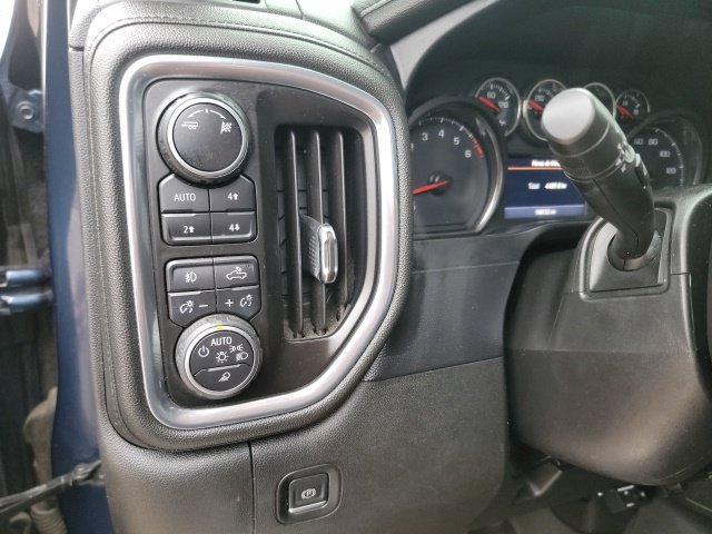 Used 2019 Chevrolet Silverado 1500 LTZ AWD/4WD image 12