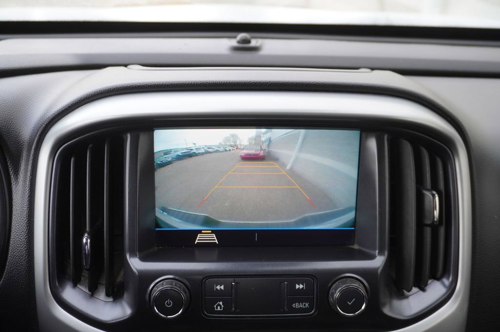 Used 2022 Chevrolet Colorado LT w/ Fleet Safety Package image 15