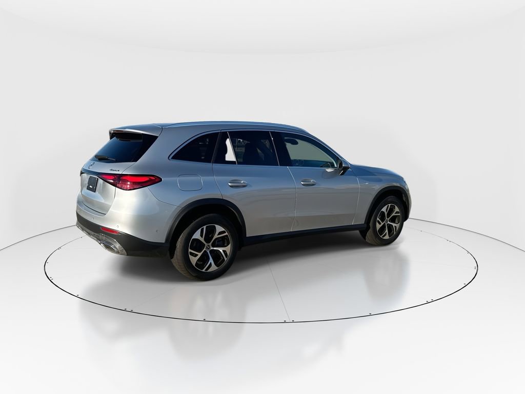 Used 2025 Mercedes-Benz GLC 350e 4MATIC image 8