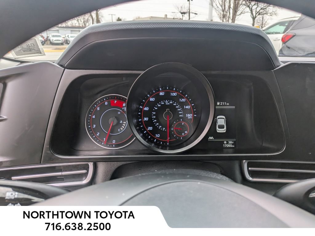 Used 2023 Hyundai Elantra SEL image 9