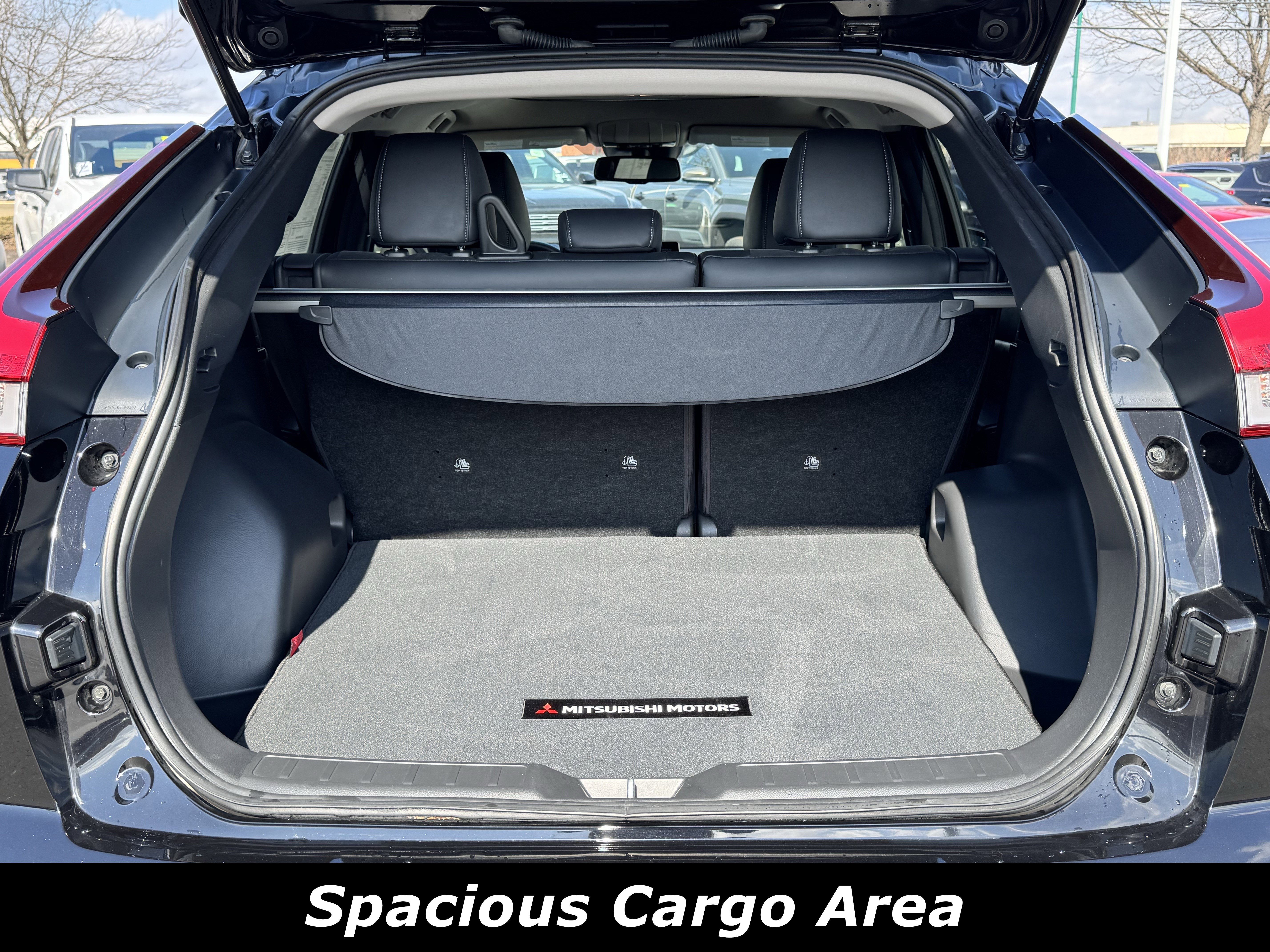 Used 2022 Mitsubishi Eclipse Cross SE image 13