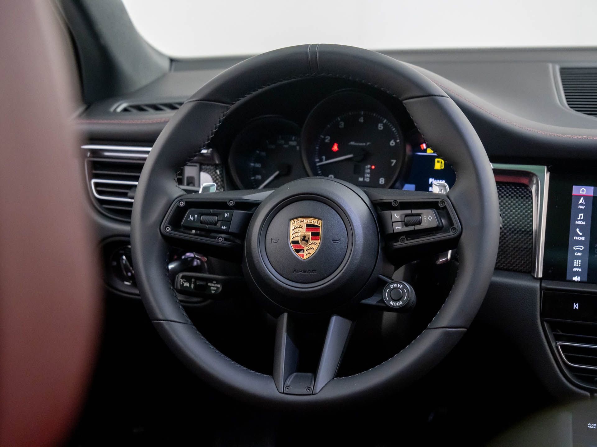 New 2026 Porsche Macan Turbo image 10