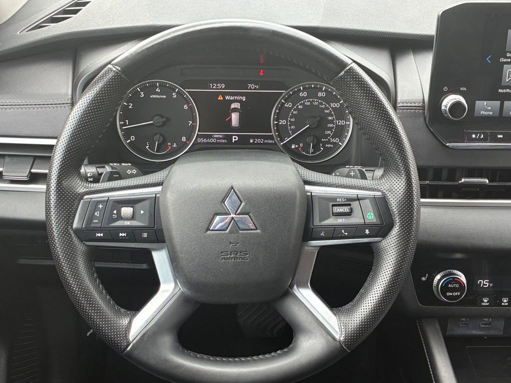 Used 2024 Mitsubishi Outlander SE image 21