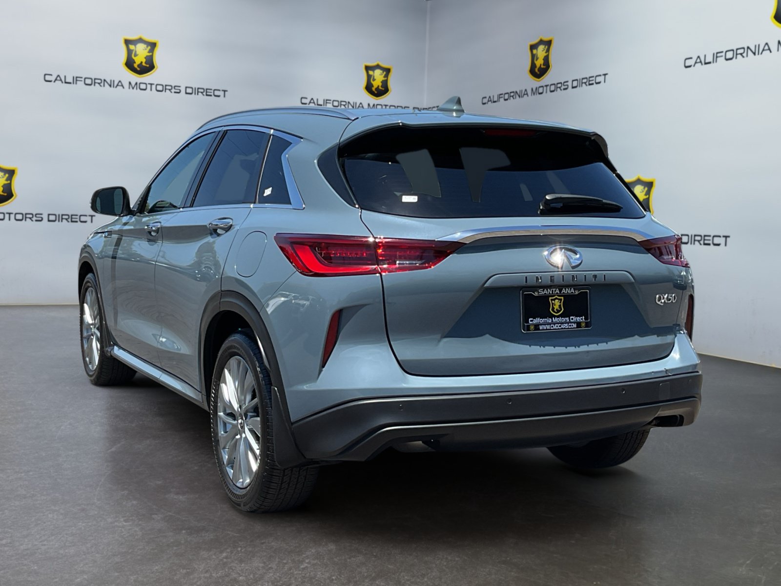 Used 2024 INFINITI QX50 Luxe FWD image 7