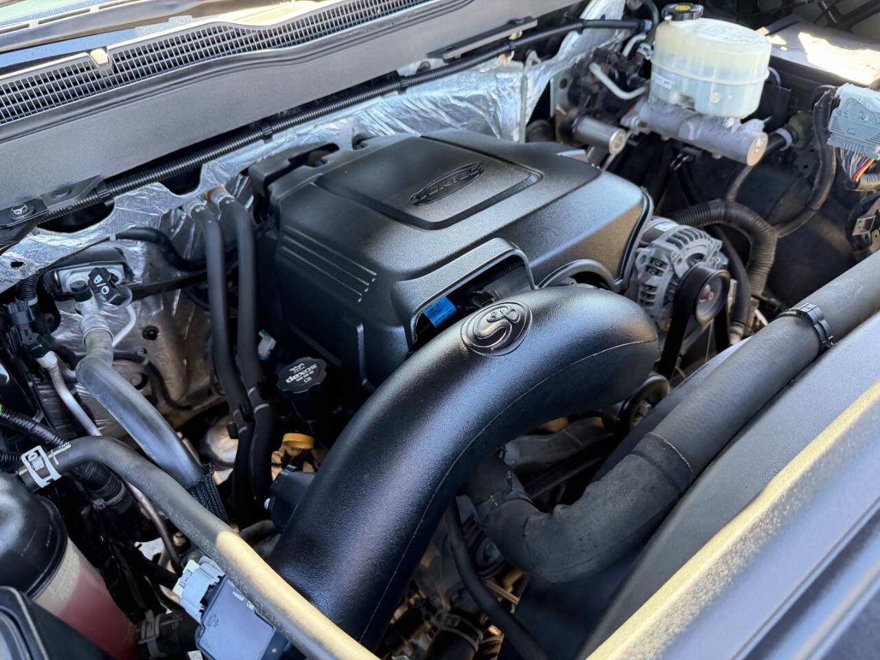 Used 2015 Chevrolet Silverado 2500 LT w/ LT Convenience Package image 18