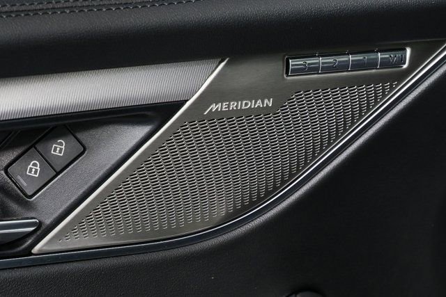 Used 2021 Jaguar F-PACE S image 7