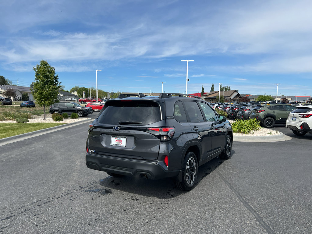Used 2026 Subaru Forester Premium AWD/4WD image 4