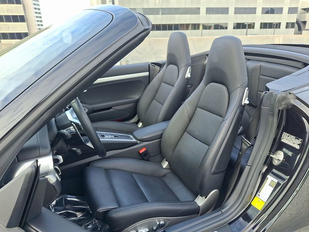 Used 2017 Porsche 911 Carrera S image 5